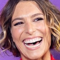 Laury Thilleman Nua