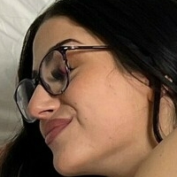 Layla West Nua