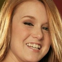 Leanna Decker Nua