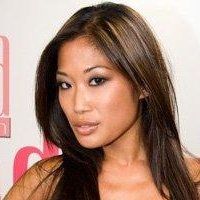 Lena Yada Nua