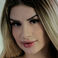 Leticia Marches Nua