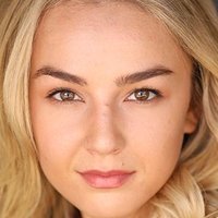 Lexi Ainsworth Nua