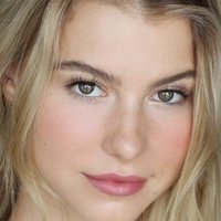 Lexi Atkins Nua