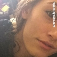 Lexi Cummins Nua