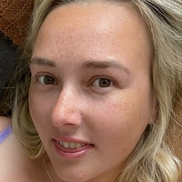 Lexi Kent Nua