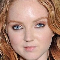 Lily Cole Nua
