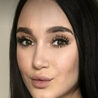 lily_ross Nua
