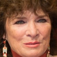 Linda van Dyck Nua