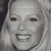 Lisa Farringer Nua