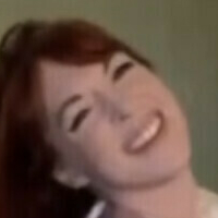 Lisa Foiles Nua