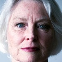 Lisa Harrow Nua