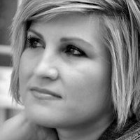 Liz Owens Nua