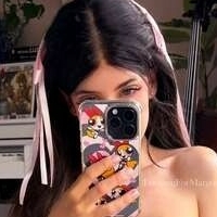 lookingformargot Nua