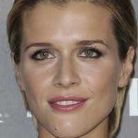 Lorena Cacciatore Nua