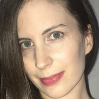 loritaylor Nua