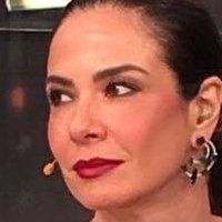 Luciana Cirenei Nua