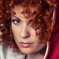 Lucy Diakovska Nua