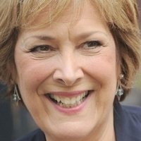 Lynda Bellingham Nua