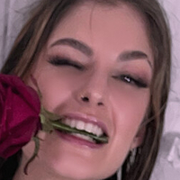 maikeelenna Nua