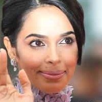 Mallika Sherawat Nua