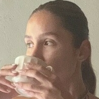 Mia Arango Nua