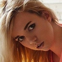 Mia Frost Nua