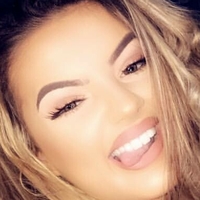 mollymullanx Nua