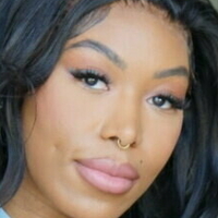 Nadia Jay Nua