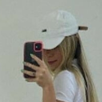 Naelly Flores Nua