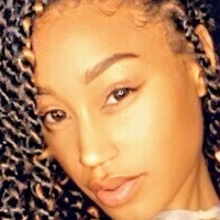 Nia Simone Nua