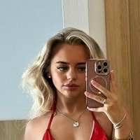 Nicole Cummins Nua
