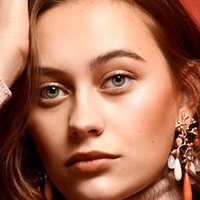 Nicole Mercedes Müller Nua