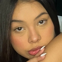 nicollekity Nua