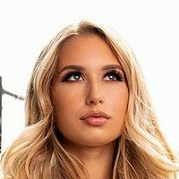 Nikki Sullivan Nua