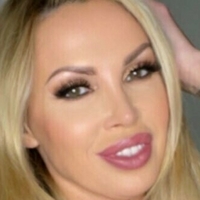 nikkibenzfree Nua