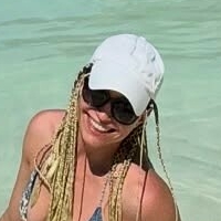 Olesya Bulletka Nua