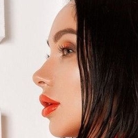Olesya Levina Nua