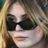 Olivia Jade Nua