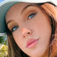 Olivia Schimmel Nua