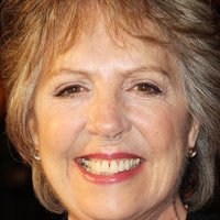 Penelope Wilton Nua