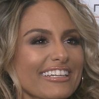 Pia Toscano Nua