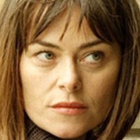 Polly Walker Nua