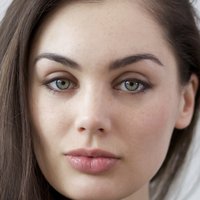 Poppy Corby-Tuech Nua