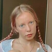 pretty_elli Nua
