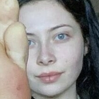 Queen G /QueenGSoles Nua