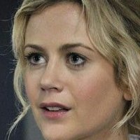 Rachael Carpani Nua