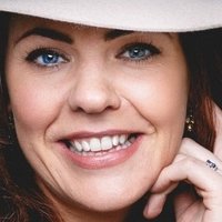 Rachel Tucker Nua