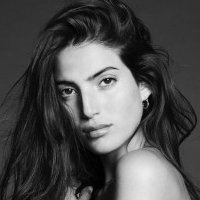 Rafaella Consentino Nua