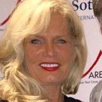 Randi Brooks Nua