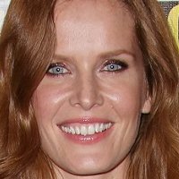 Rebecca Mader Nua